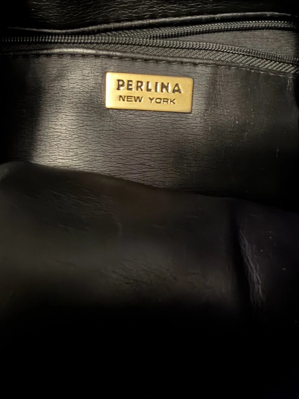 Perlina timeless black